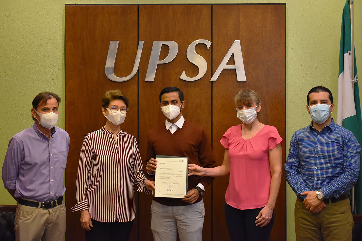 Estudiante UPSA ganó concurso de la CAF 